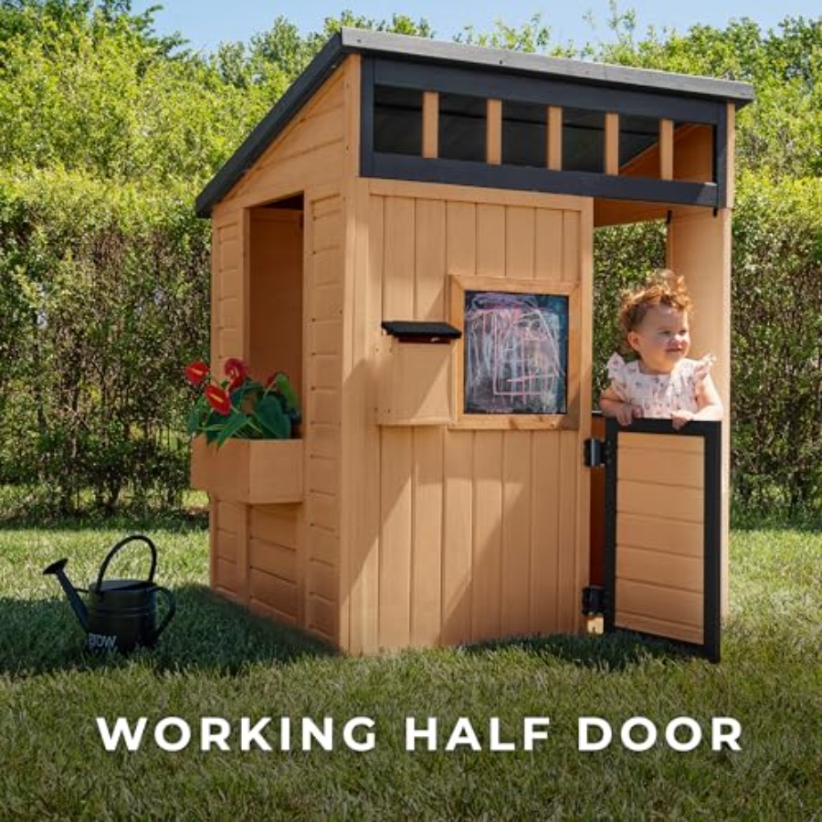 Outdoor kids playhouse: cedar  - Kids Outdoor Chalkboard recension och pris